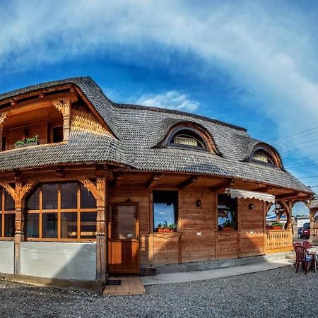 Casa Buga Hotell Vişeu de Sus Exteriör bild