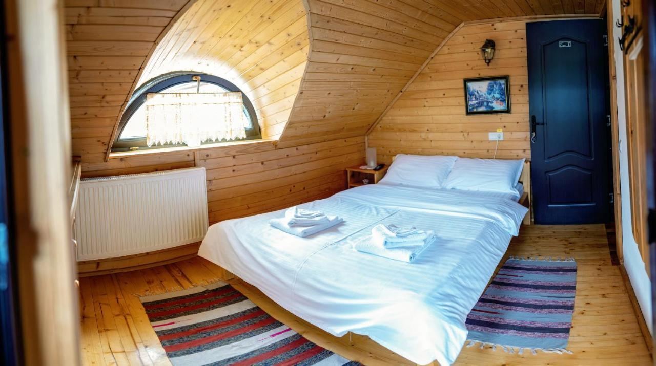 Casa Buga Hotell Vişeu de Sus Exteriör bild
